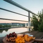 Penthouse Mit Schoenem Moselblick In Metternich * Coblença