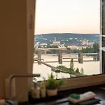 Penthouse Mit Schoenem Moselblick In Metternich * Coblença
