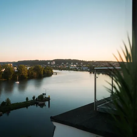 Penthouse Mit Schoenem Moselblick In Metternich Coblenza