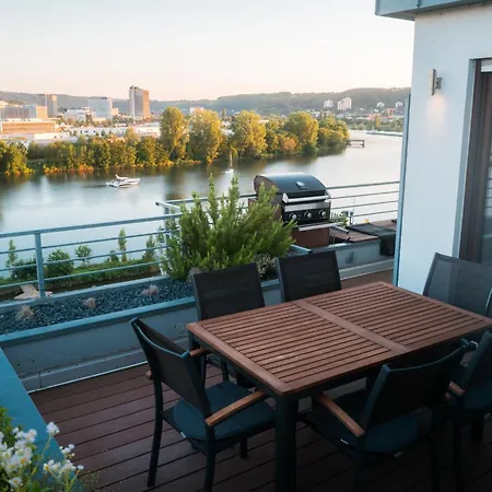 Penthouse Mit Schoenem Moselblick In Metternich Appartamento