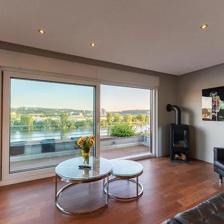 Penthouse Mit Schoenem Moselblick In Metternich Apartment *
