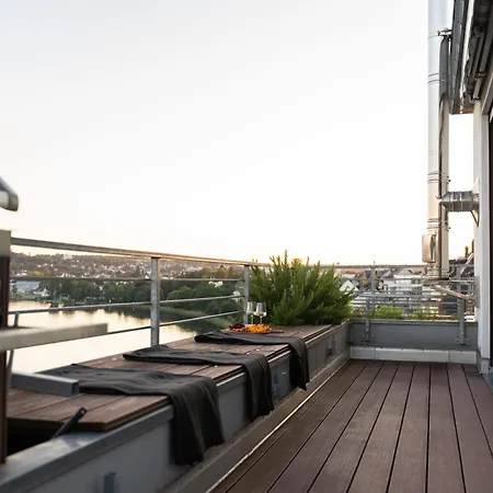 Penthouse Mit Schoenem Moselblick In Metternich * Coblenza