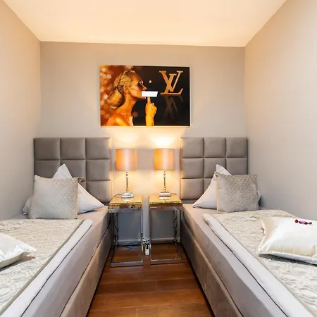 Penthouse Mit Schoenem Moselblick In Metternich Apartment *
