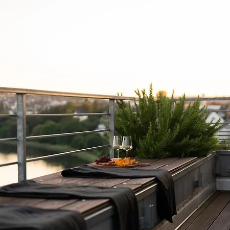 Penthouse Mit Schoenem Moselblick In Metternich Appartamento Coblenza