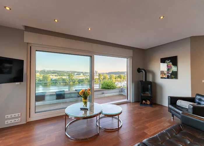 Penthouse Mit Schoenem Moselblick In Metternich דירה *