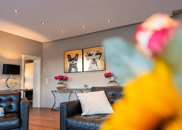 Penthouse Mit Schoenem Moselblick In Metternich 科布倫茨