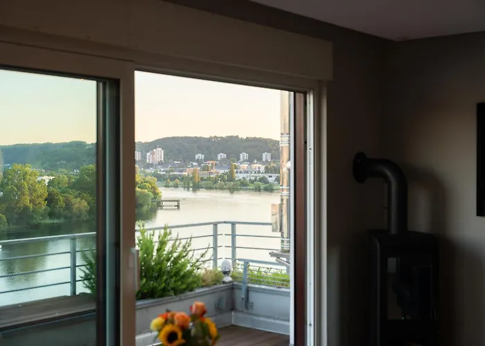 Penthouse Mit Schoenem Moselblick In Metternich דירה *